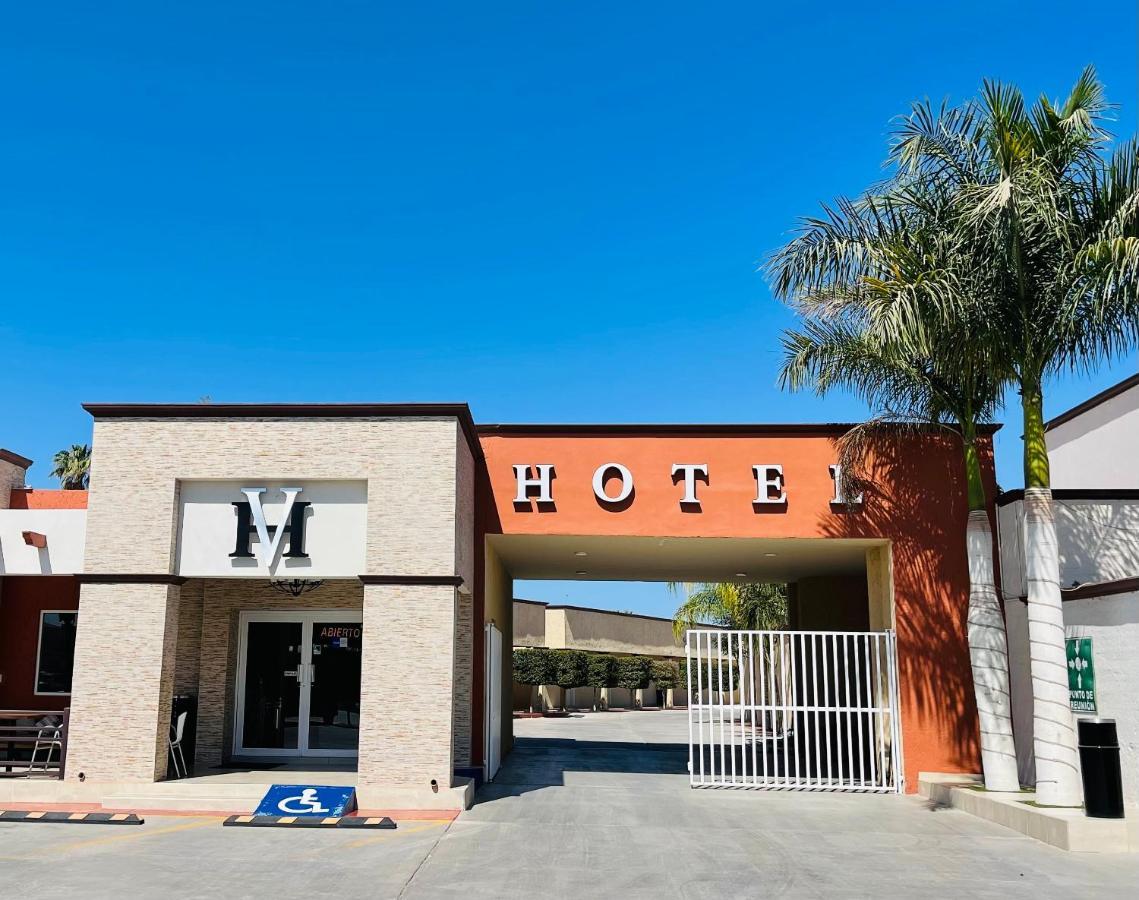 Hotel Victoria Ciudad Constitución Екстериор снимка